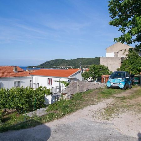 Strma Apartments Vis Exterior foto
